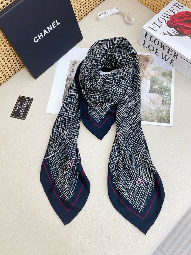 Chanel Wool and Silk Shawl AAC491-2