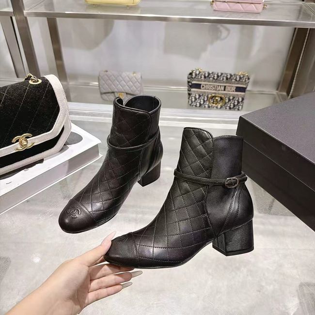Chanel Mid-Calf Boots C5517-1