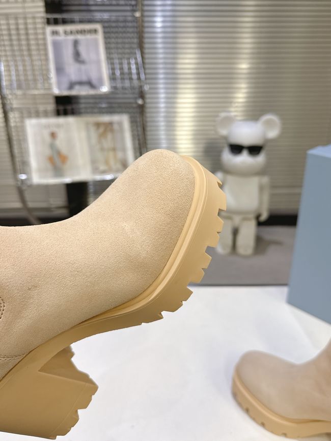 Prada Monolith brushed leather Chelsea boots G085-3