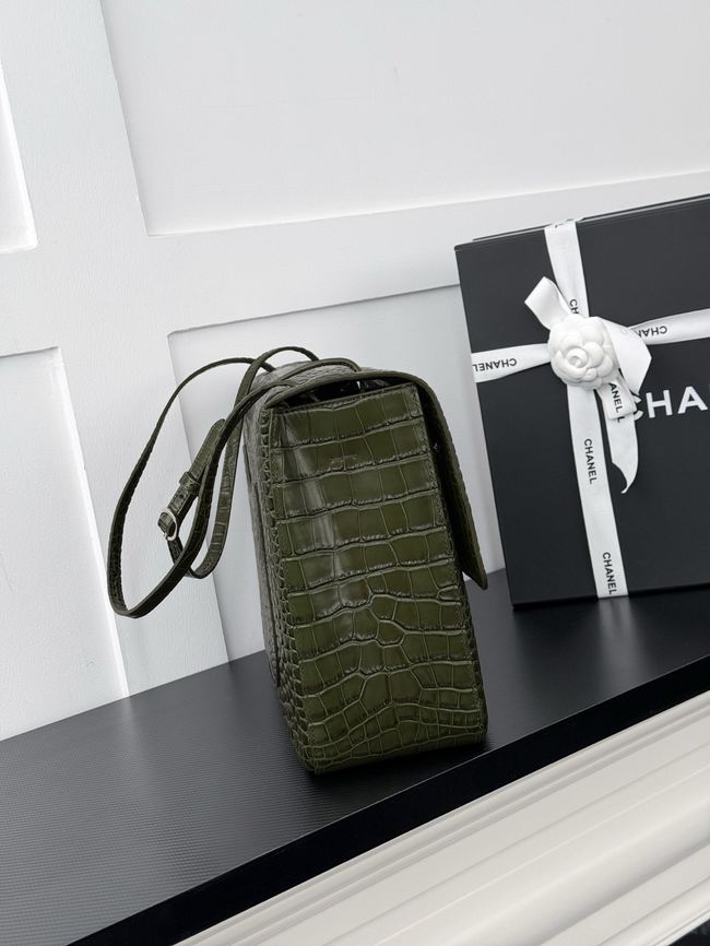 Chanel Crocodile Embossed Maxi Flapbag Calfskin AS6233 dark green Chanel Crocodile Embossed Maxi Flapbag Calfskin AS6233 dark green