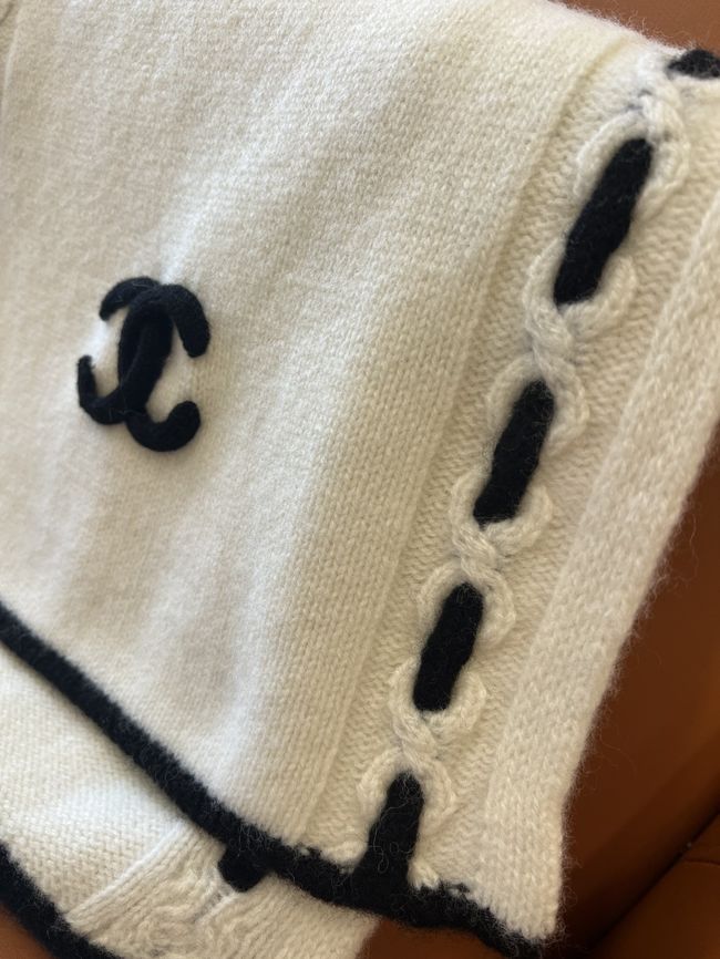 Chanel Cashmere Scarf  AAC077-2