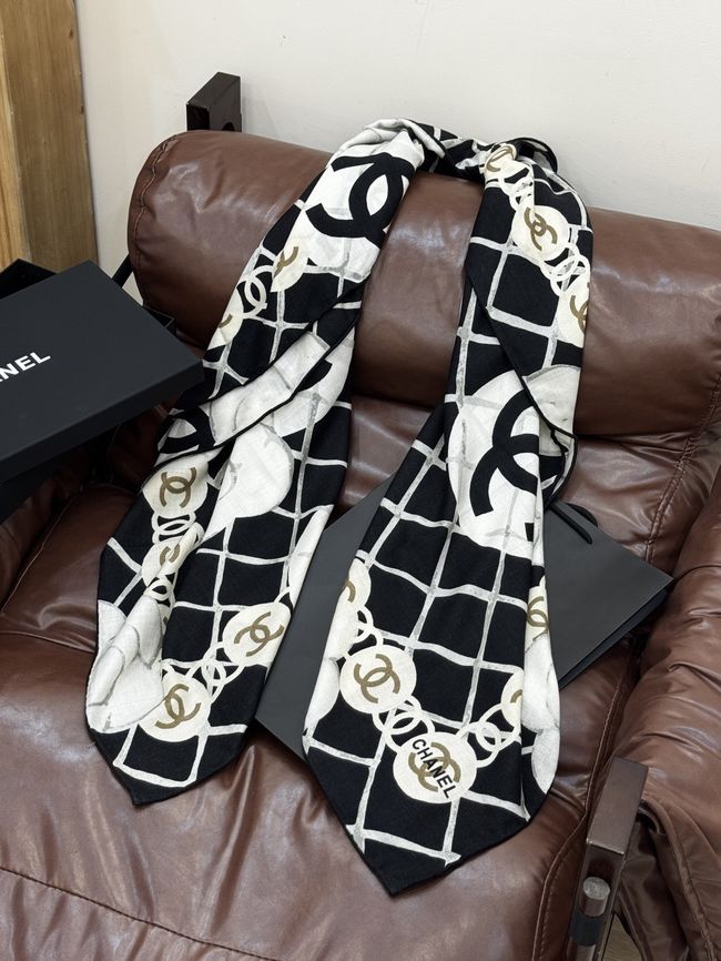 Chanel Wool and Silk Shawl AAC078-1 Chanel Wool and Silk Shawl AAC078-1