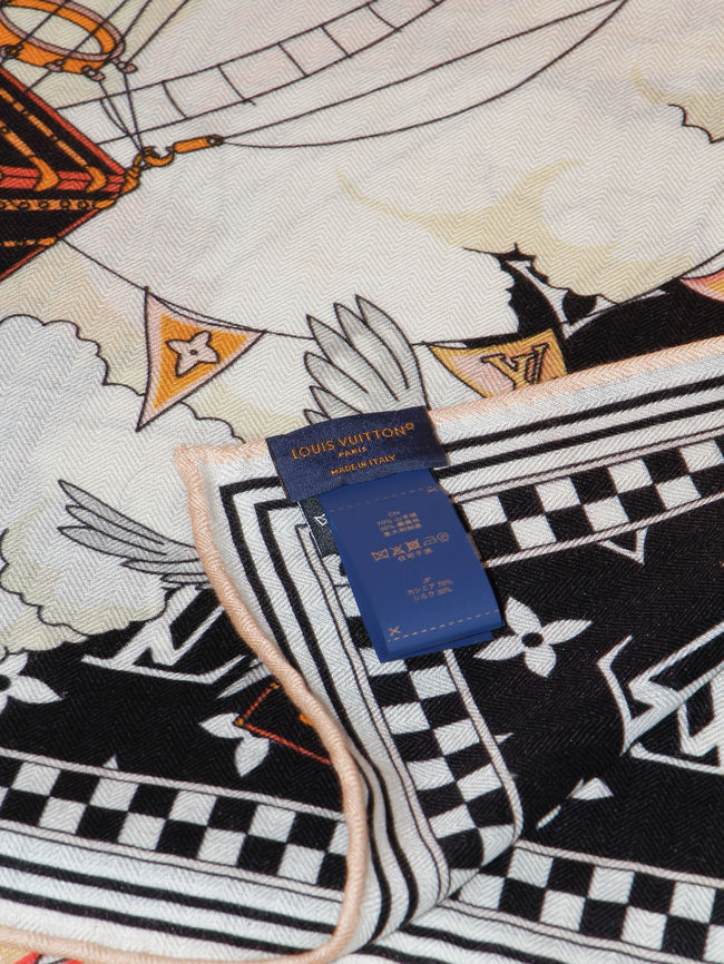 Louis Vuitton Monogram Shine Shawl M9A254-2 Louis Vuitton Monogram Shine Shawl M9A254-2