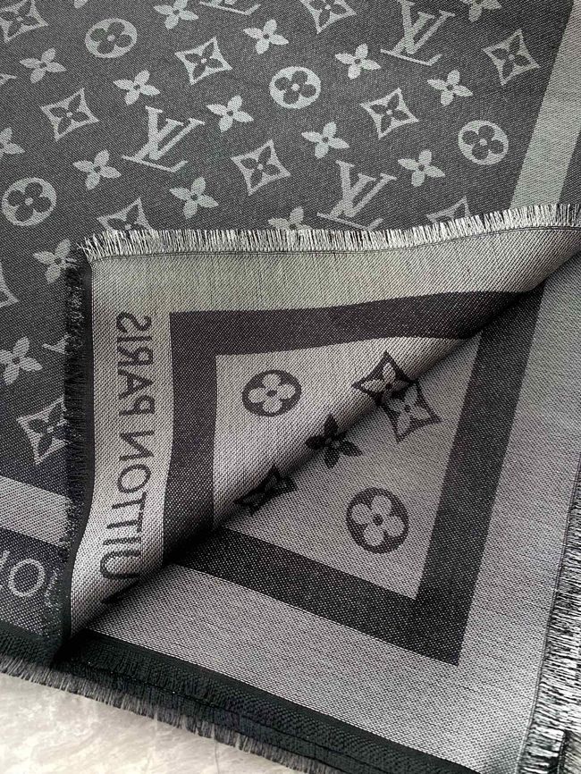 Louis Vuitton Monogram Shine Shawl M9A256-3 Louis Vuitton Monogram Shine Shawl M9A256-3