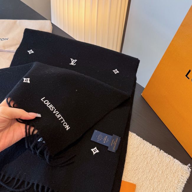 Louis Vuitton New Forevergram Scarf M9A255-2 Louis Vuitton New Forevergram Scarf M9A255-2