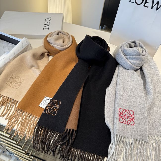 Loewe Cashmere scarf 0020-4