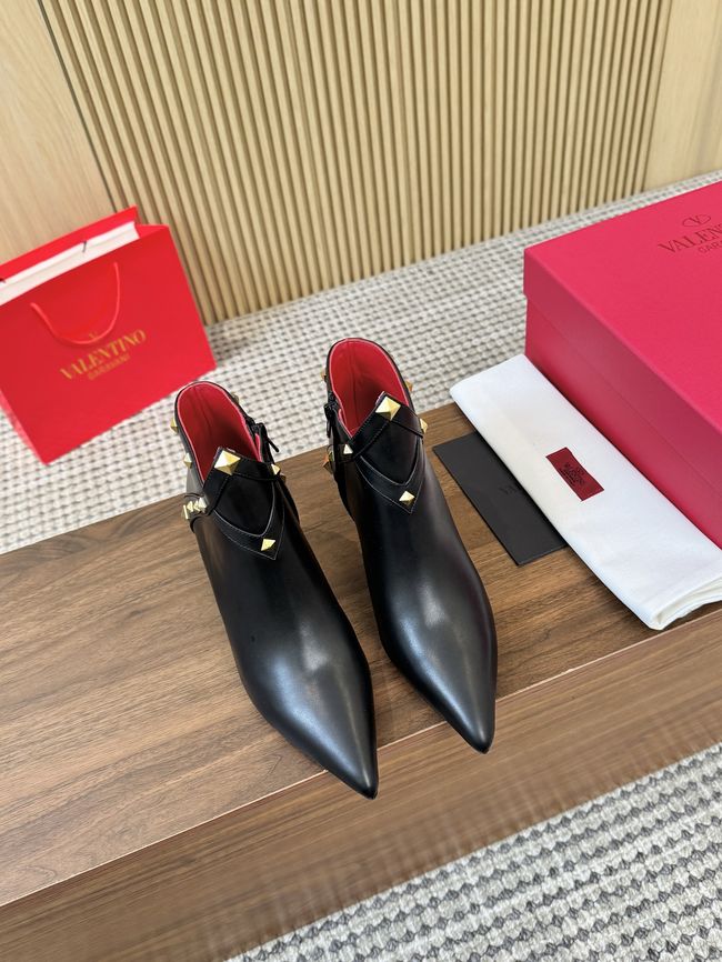 Valentino VLOGO SIGNATURE Cowhide Ankle Boots S0CK1-1