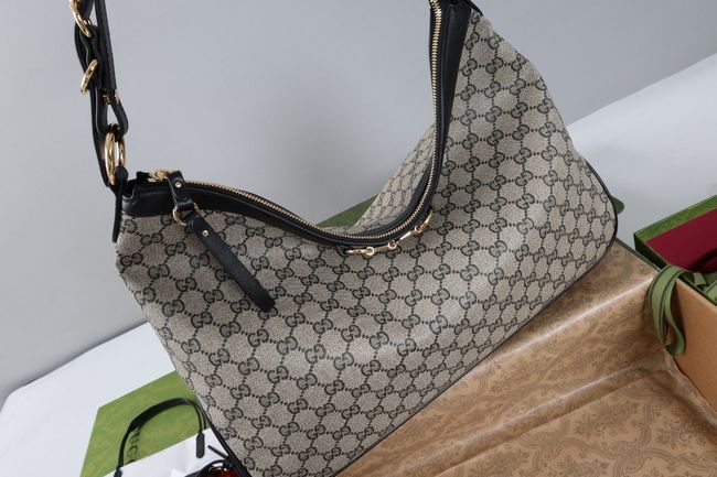 Gucci Starlet large shoulder bag A00CI2 black