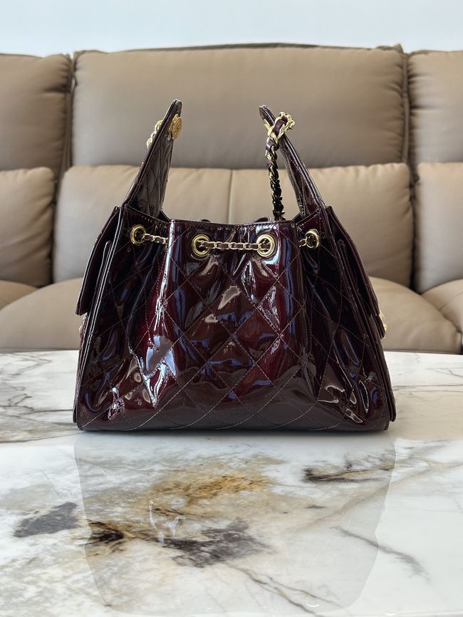 CHANEL 25 SMALL HANDBAG patent leather AS5293 Burgundy