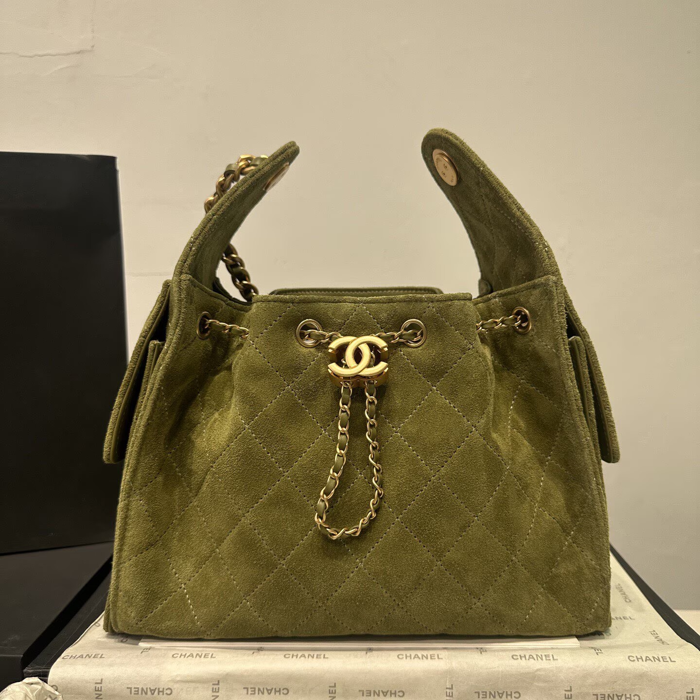 CHANEL 25 Small Handbag Suede AS5293 Green