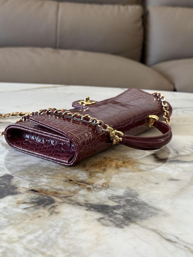 Chanel Clutch with chain Crocodile Embossed AP5280 Burgundy