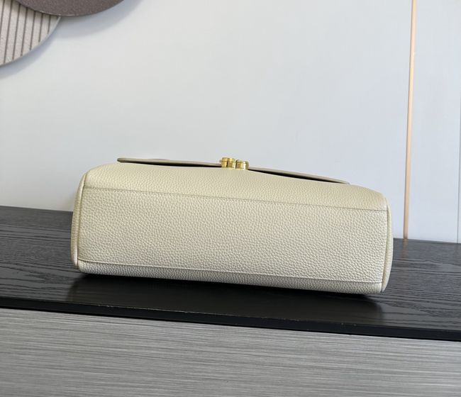 Chanel Maxi Flap bag AS6482 White