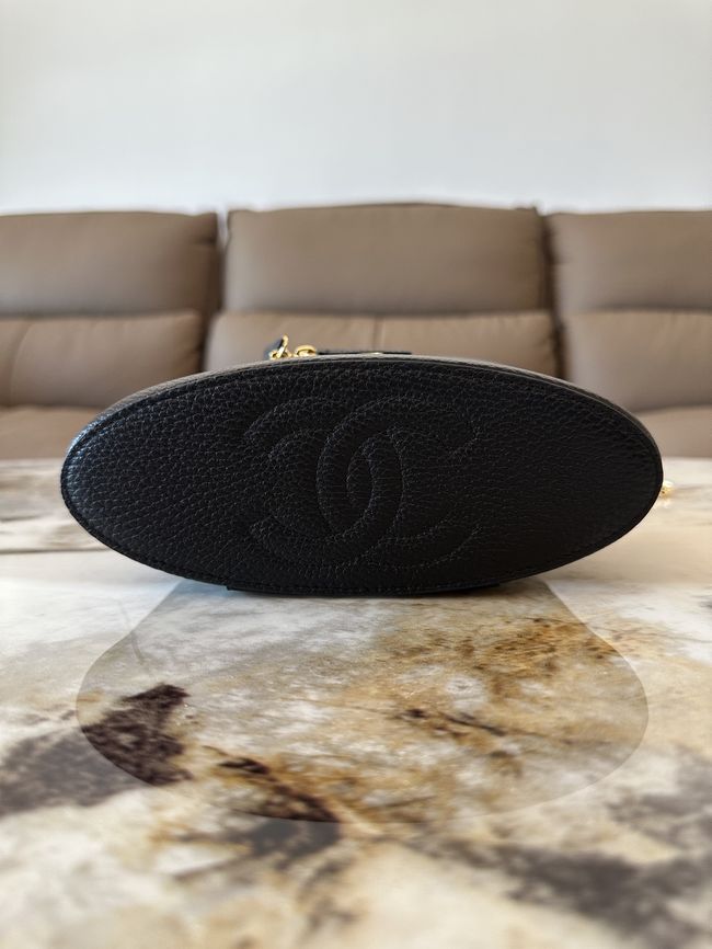Chanel Vanity with Chain AP5574 black